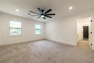 4 Bentley Trace Manor, Atlanta, GA 30327 - Photo 36