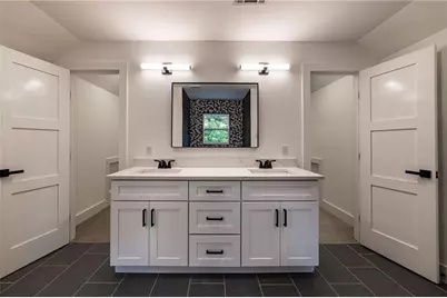 4 Bentley Trace Manor, Atlanta, GA 30327 - Photo 42