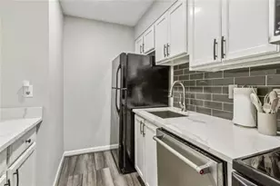 3160 7 Pines Ct, Atlanta, GA 30339 - Photo 10