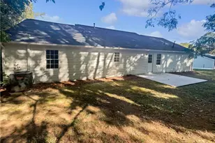 1168 Granite Ln, Loganville, GA 30052 - Photo 8