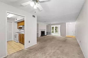 1004 Dunbar Dr, Atlanta, GA 30338 - Photo 10