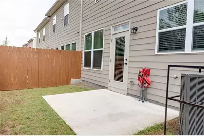 7621 Avalon Boulevard, Fairburn, GA 30213 - Photo 24