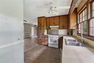 10195 Westview Dr SW, Covington, GA 30014 - Photo 14