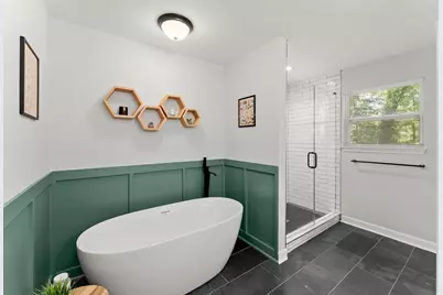 1423 Lanvale Drive SW, Atlanta, GA 30310 - Photo 12