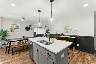 1423 Lanvale Dr SW, Atlanta, GA 30310 - Photo 4