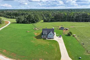 267 Bear Crk Mdws Dr, Bogart, GA 30622 - Photo 4