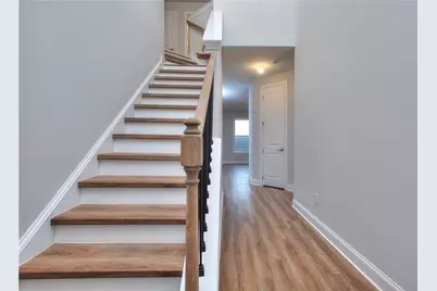 401 Bass Cir, Villa Rica, GA 30108 - Photo 4