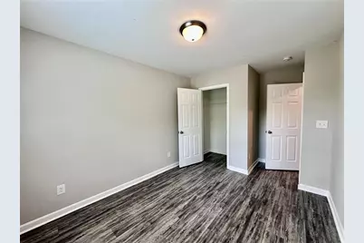 722 Keeshono Street, Union City, GA 30291 - Photo 6