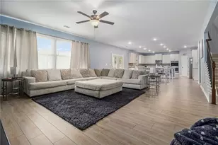 75 Fanleaf Dr, Fairburn, GA 30213 - Photo 10