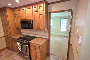 3242 Inns Brook Way, Snellville, GA 30039 - Photo 10