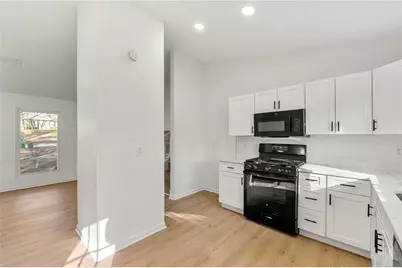 708 Martin Road, Stone Mountain, GA 30088 - Photo 6