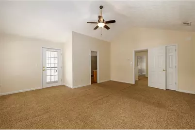 663 Lakes Circle, Lithonia, GA 30058 - Photo 14