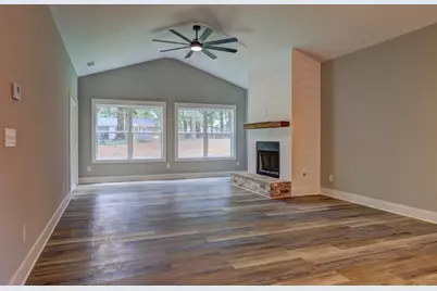 417 Shamrock Drive, Monroe, GA 30655 - Photo 6