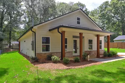 417 Shamrock Drive, Monroe, GA 30655 - Photo 2