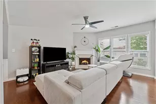 4900 Berkeley Glen Dr, Peachtree Corners, GA 30092 - Photo 8