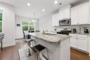 204 Magnolia Creek Way, Woodstock, GA 30188 - Photo 6