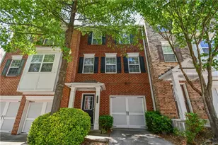 2201 Landing Walk Dr, Duluth, GA 30097 - Photo 10