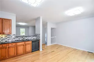 2201 Landing Walk Dr, Duluth, GA 30097 - Photo 36