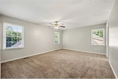 1055 Wellers Court, Roswell, GA 30076 - Photo 10