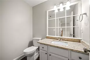 1055 Wellers Ct, Roswell, GA 30076 - Photo 6