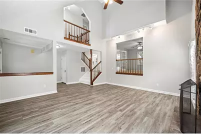 1055 Wellers Court, Roswell, GA 30076 - Photo 4