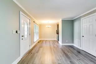 2386 Arno Ct NW, Atlanta, GA 30318 - Photo 2