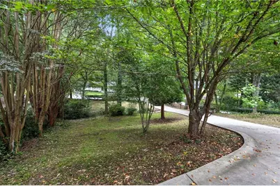 1277 Brookshire Lane NE, Brookhaven, GA 30319 - Photo 24