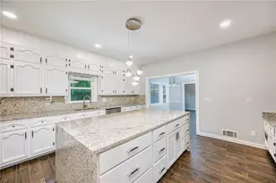 1216 Pleasant Hill Rd, Lawrenceville, GA 30044 - Photo 16