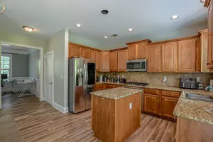 1403 Sparkling Cove Dr, Buford, GA 30518 - Photo 18