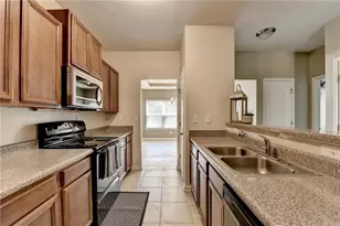 161 Oakmont Dr, Dawsonville, GA 30534 - Photo 2