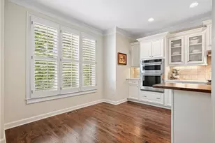 4201 Village Green Dr, Roswell, GA 30075 - Photo 18