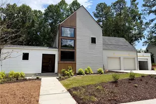 130 Cedarwood Ln, Roswell, GA 30075 - Photo 1