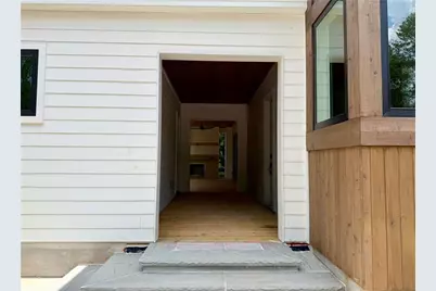130 Cedarwood Lane, Roswell, GA 30075 - Photo 18