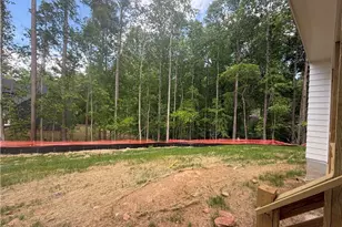 130 Cedarwood Ln, Roswell, GA 30075 - Photo 4