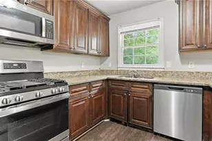 4486 Housworth Dr, Lithonia, GA 30038 - Photo 14