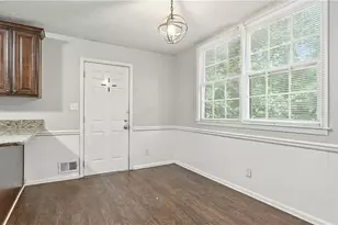 4486 Housworth Dr, Lithonia, GA 30038 - Photo 12