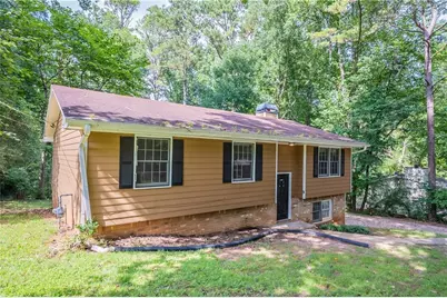 4486 Housworth Drive, Lithonia, GA 30038 - Photo 2