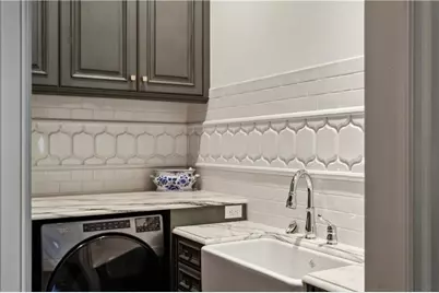 2440 Peachtree Road NW #6, Atlanta, GA 30305 - Photo 18