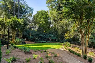 2440 Peachtree Rd NW, Atlanta, GA 30305 - Photo 32