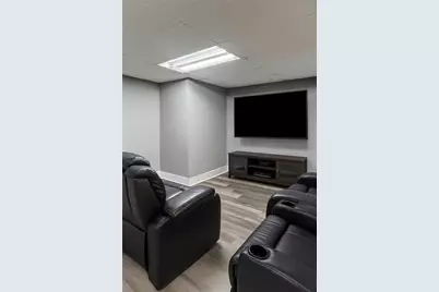 563 Center Hill Avenue NW, Atlanta, GA 30318 - Photo 14