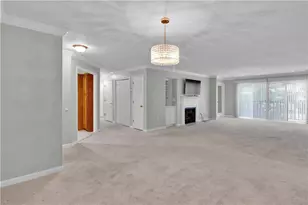 26204 Plantation Dr NE, Atlanta, GA 30324 - Photo 4