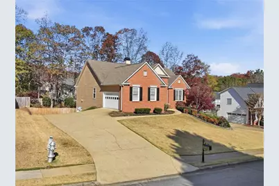 120 Saddle Tree Way, Sugar Hill, GA 30518 - Photo 4