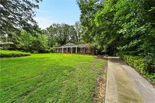 2698 Collier Dr NW, Atlanta, GA 30318 - Photo 4