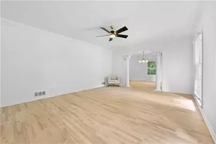 2698 Collier Dr NW, Atlanta, GA 30318 - Photo 8