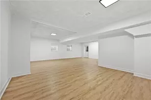 2698 Collier Dr NW, Atlanta, GA 30318 - Photo 36