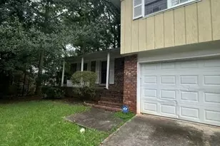 524 San Marcos Way, Stone Mountain, GA 30083 - Photo 2