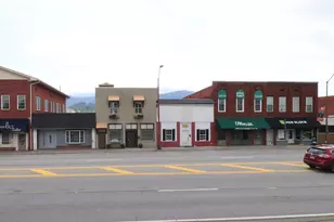 114 N 3rd Ave, Chatsworth, GA 30705 - Photo 2