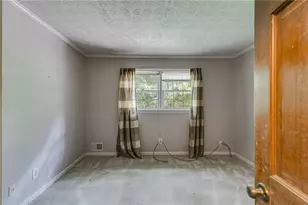 5471 S Lake Dr, Douglasville, GA 30135 - Photo 10