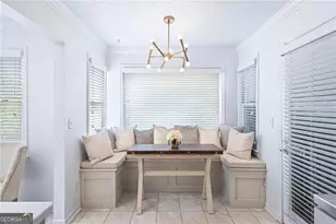 24 Saint Claire Ln, Atlanta, GA 30324 - Photo 6