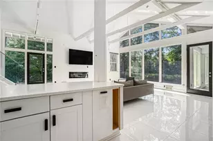 1087 Lee Cir NE, Atlanta, GA 30324 - Photo 12